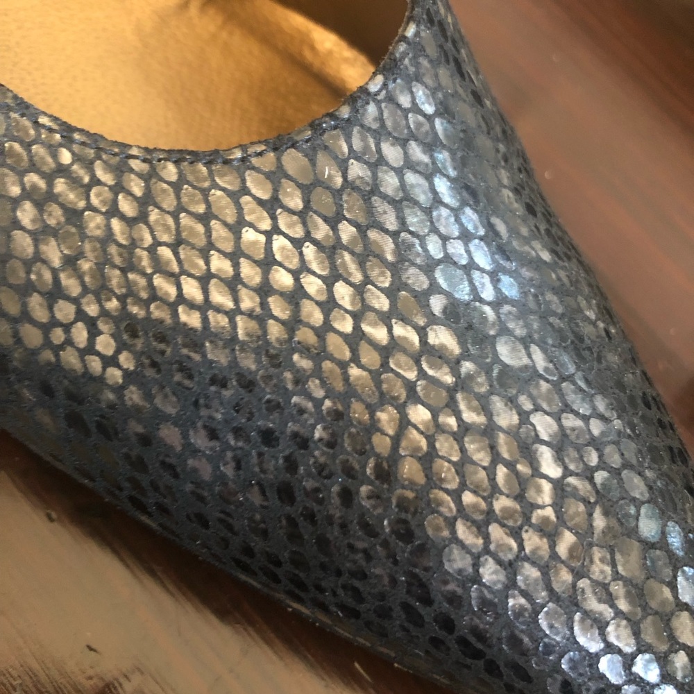 🎉 HOST PICK 🎉 ROBERTO CAPUCCI heels - Picture 5 of 11